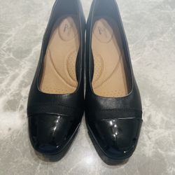 Clarks Collection Shoes Womens 8 M Cap Toe Ballet Low Heels Comfort 15260 Black