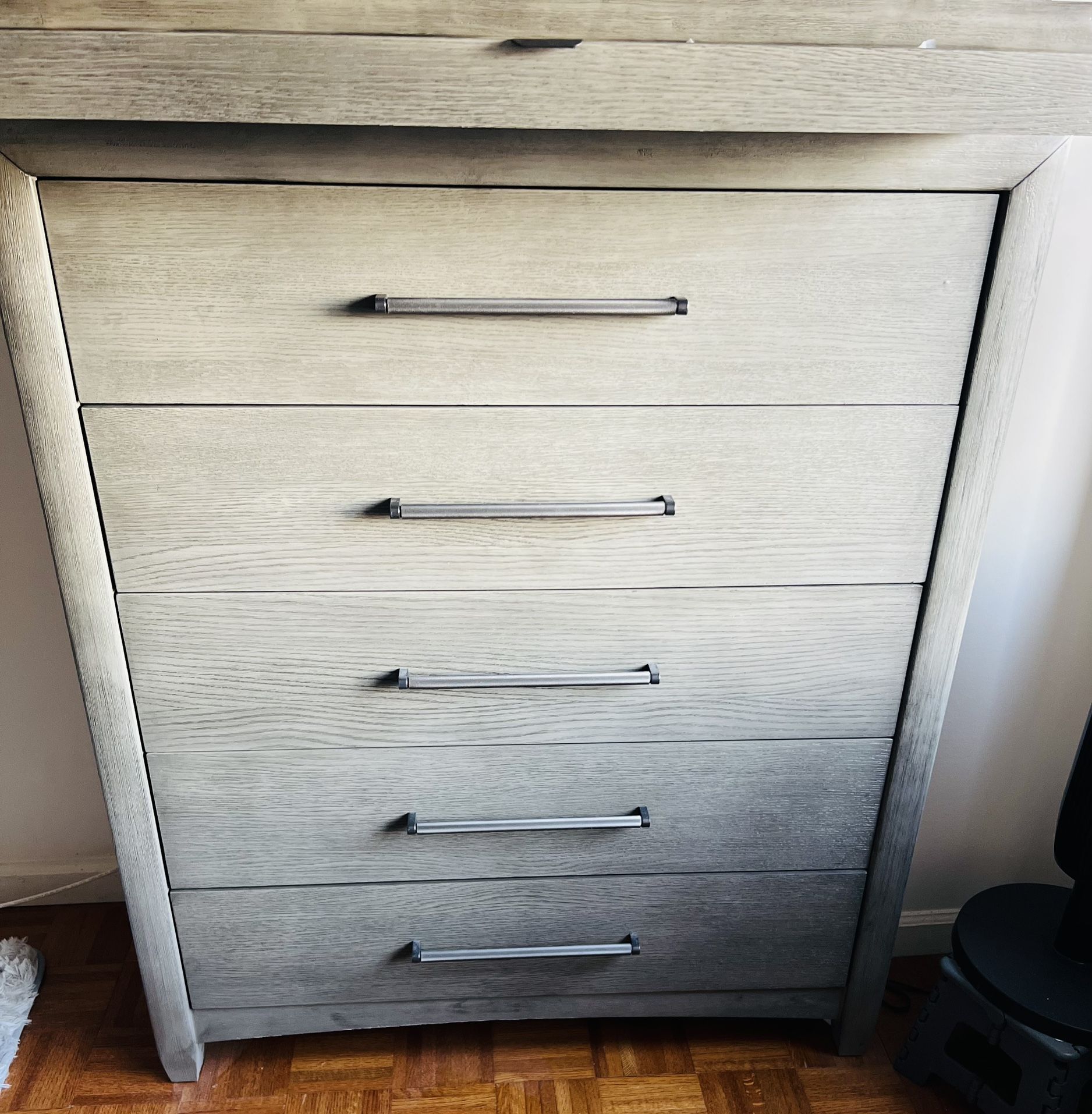 Brand new grey Raymour Dresser