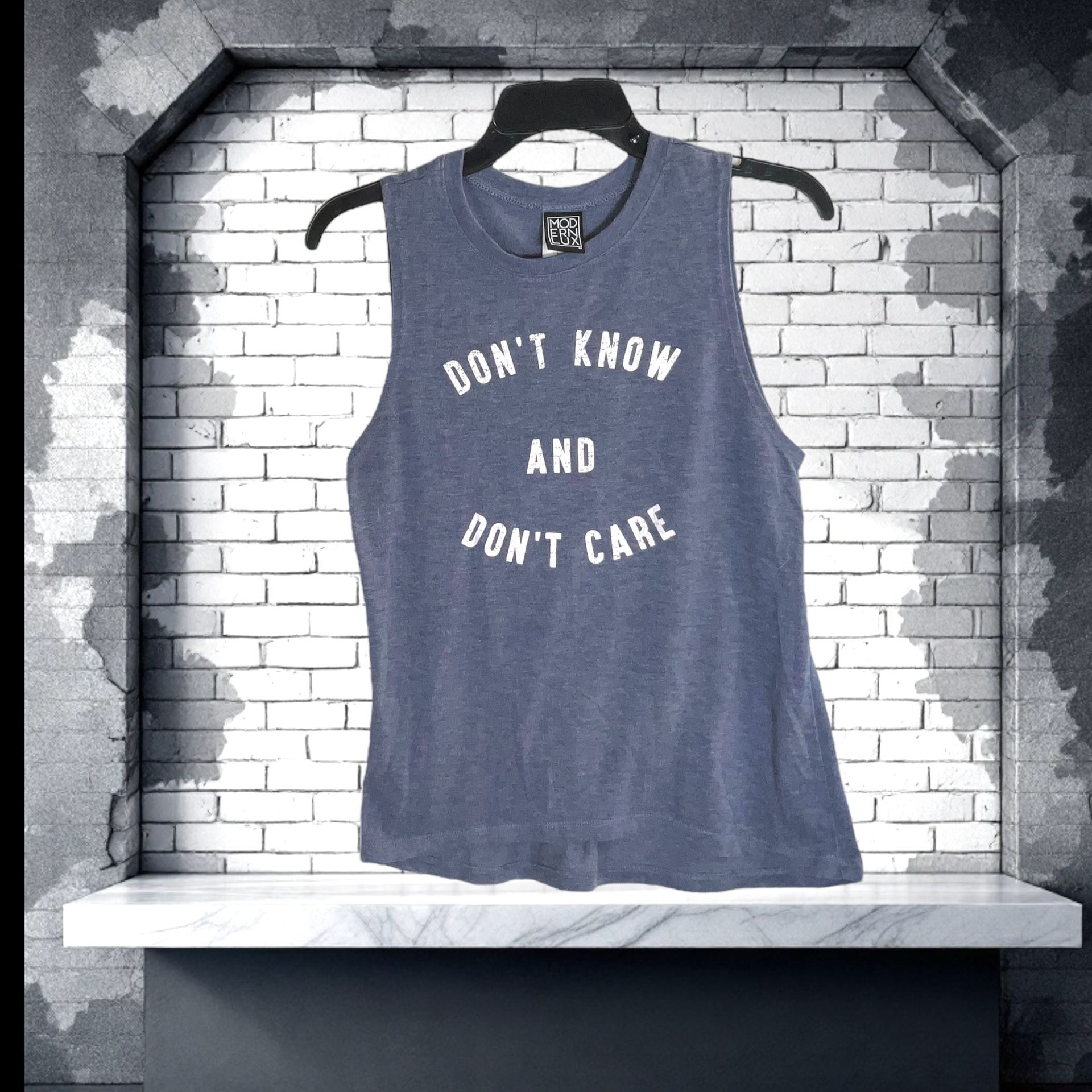 Modern Lux Grayish Blue Tank Top w White Worn Look Letters “Don’t Know and Don’t Care Women Medium