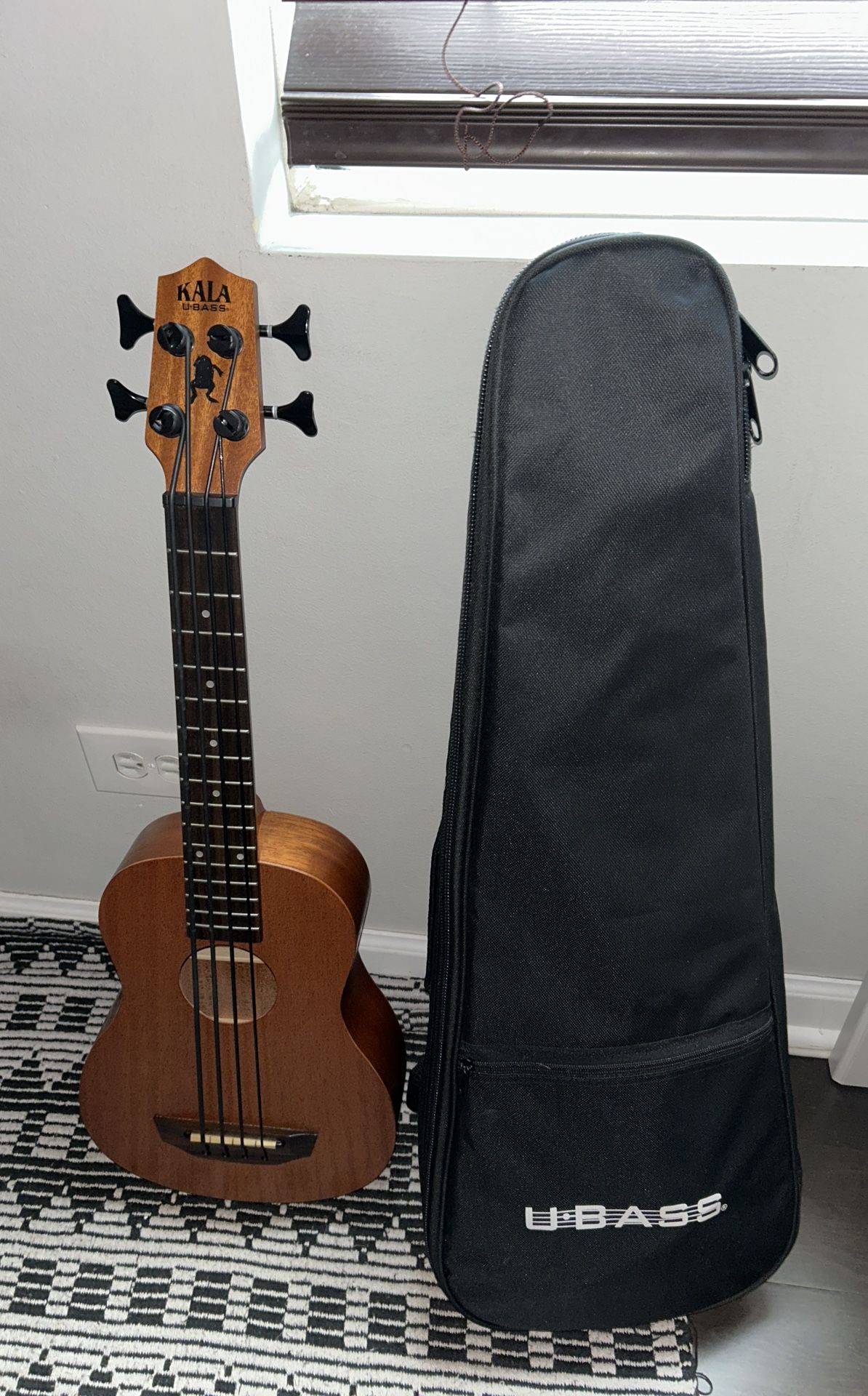 Kala Rumbler Mahogany U-Bass Acoustic-Electric - Natural Satin