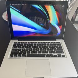 MacBook Pro 13”