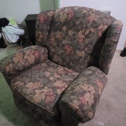 Floral Recliner 