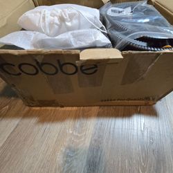 Cobbe Open Box Item with 8" shower heads