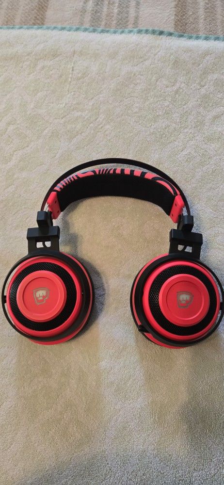 Pewdiepie Razer nari Ultimate Wireless Gaming Headset Rare