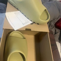 Yeezy Slides