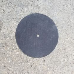 Tengo hojas nuevas para chop saw son para cortar metal