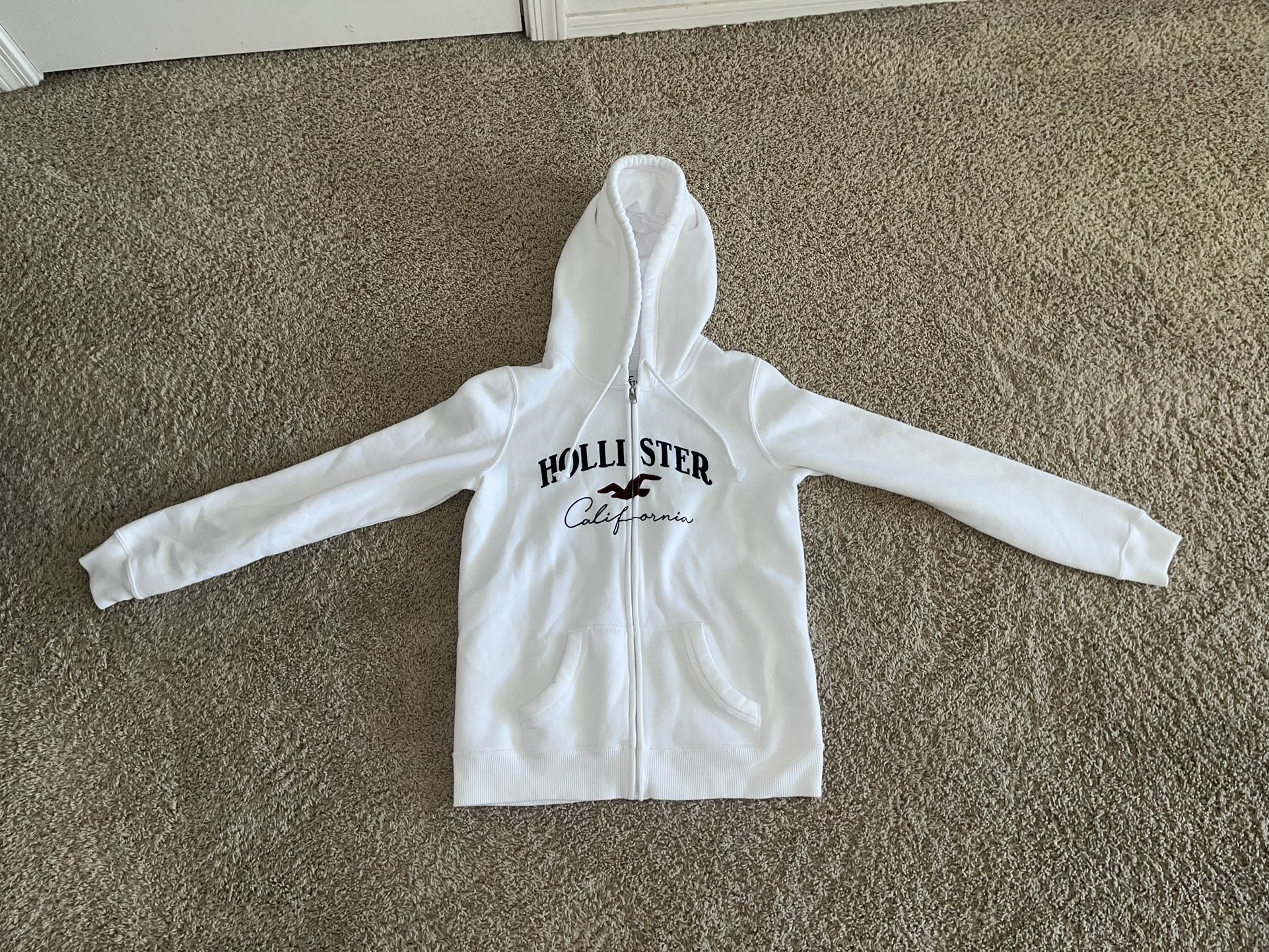 White Hollister Zipper Hoodie: Adult S