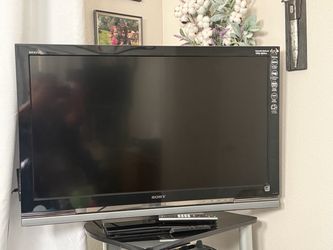40 inches Sony Bravia W Series  TV