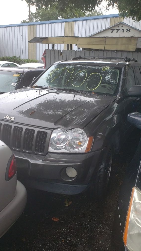 2006 Jeep Cherokee parting out
