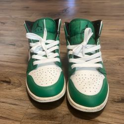 Jordan 1 Mid Lucky Green 