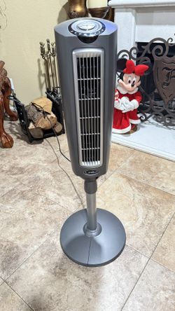 Lasko 2535 Space-Saving Oscillating Pedestal Tower Fan with Remote Control - doesn’t extend 