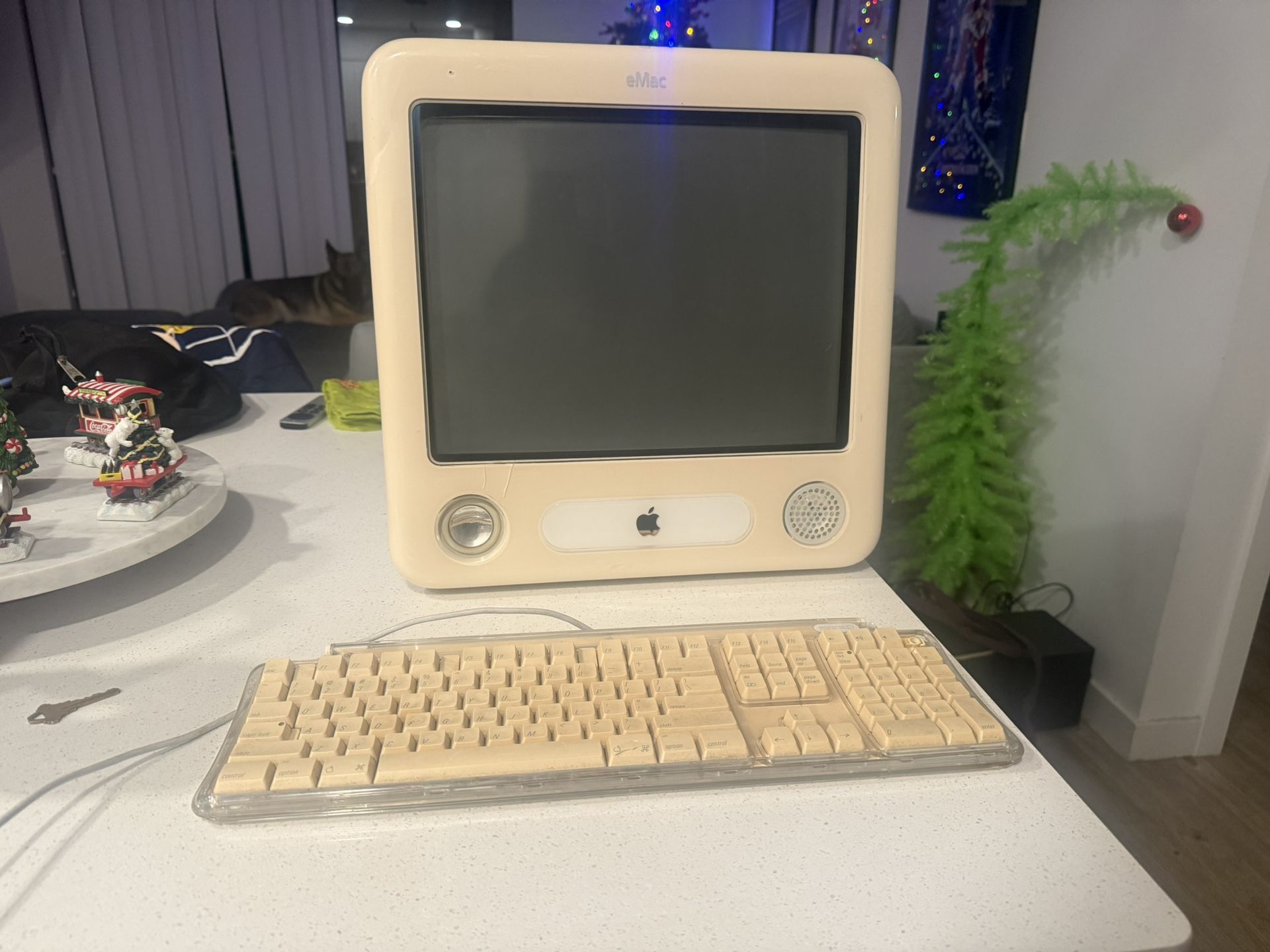 Original Apple eMac Computer 