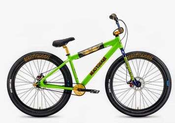 **New** Se Bikes BeastQuake Marshawn Lynch collab  Fat Ripper. Limited production.  "BeastQuake" only  200 made. Rare