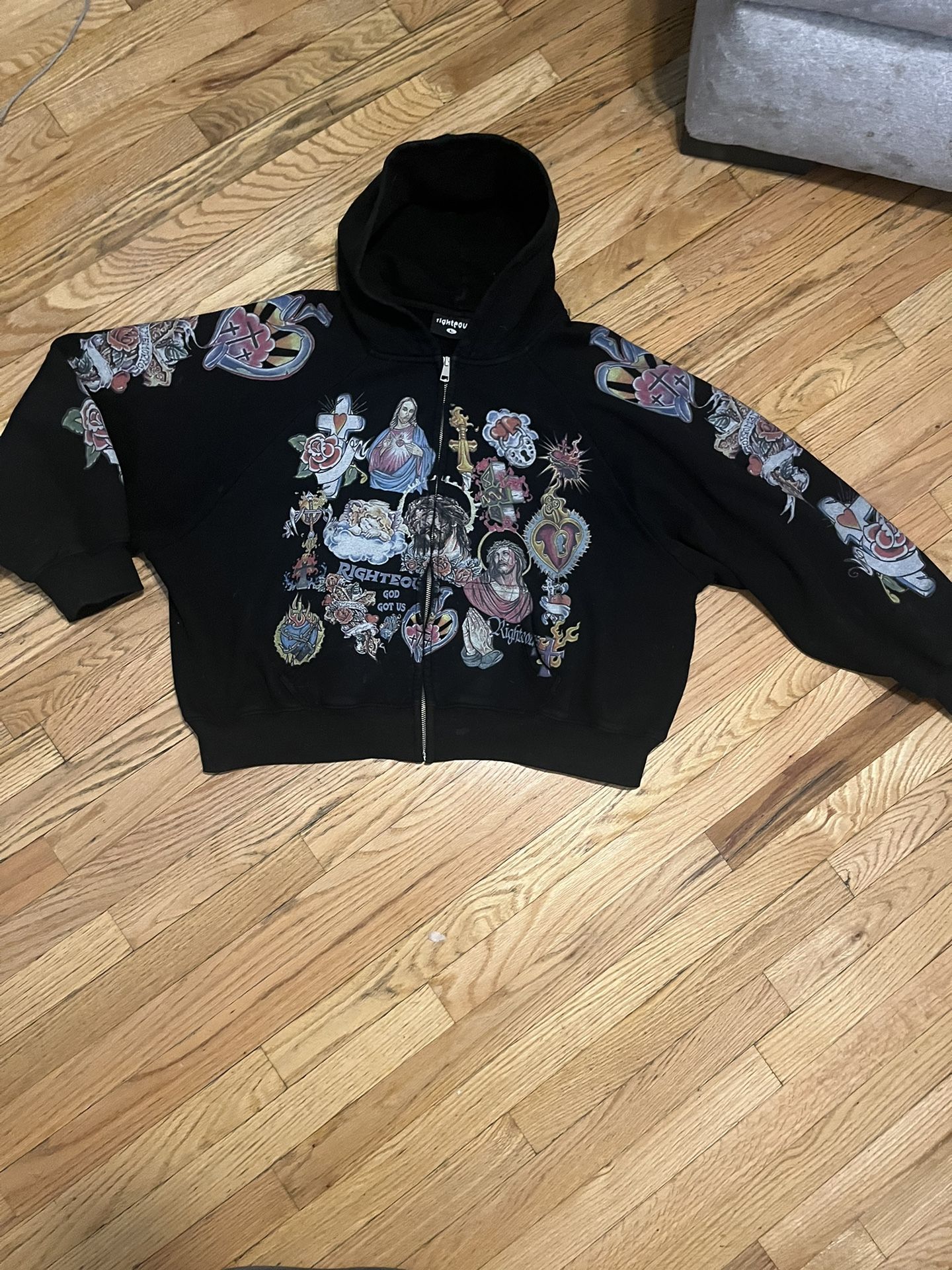 Black Righteous Hoodie Size L