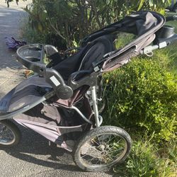 Stroller 
