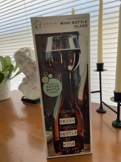 New Wine Bottle Glass (25 oz)
