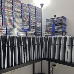 PLAYSTATION 5 SLIM DISPONIBLES 380$ DIGITAL 400 DISCO, ACEPTO CAMBIO POR SWITCH O PS4 Y DINERO