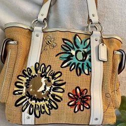 Vintage COACH straw bumblebee bag