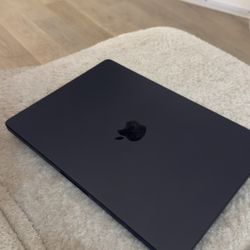 14” Macbook Pro M3