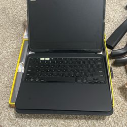 Zagg Pro Keys 2 Detachable Keyboard For IPad Pro 13 Inch 
