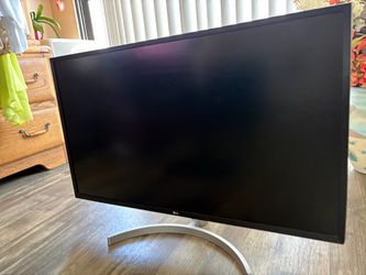 LG 4K Monitor