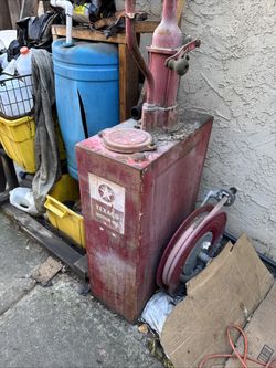 1930’s Texaco Motor Oil Pump Wayne Lubester - Gas & Oil