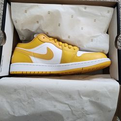 Air Jordan 1 Low 