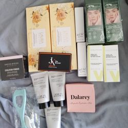 Makeup 💋💄And facial Cleanser Items 