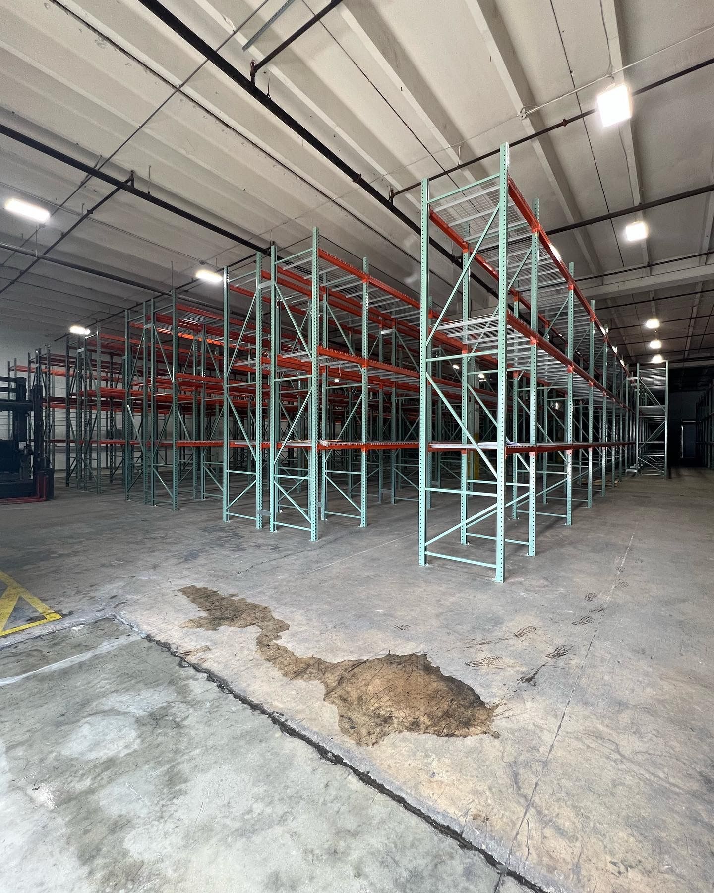 Pallet Racks Beams Uprights Wire Decks Brand New