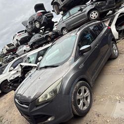 Ford escape 2014  Only Parts 