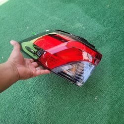 2029 2020 2021 Toyota Rav4 Tail Light Left Side