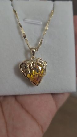 Necklace with pendant