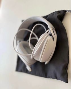 Logitech Wireless Bluetooth Headset with Noise-Canceling Mic, Never Used