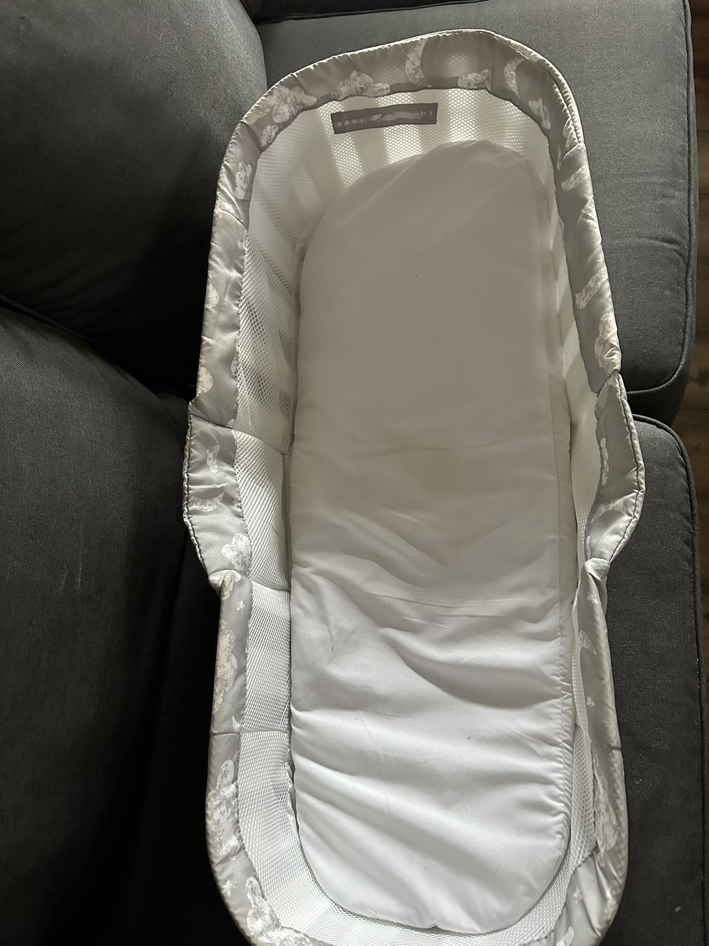 Baby Delight Snuggle Nest