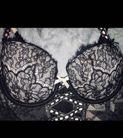 NWT Victoria’s Secret Black Lace Bustier 🫦