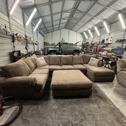 Brown Sectional Couch (Free Delivery)
