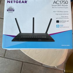 NETGEAR AC1750 Smart WiFi Router - Like New