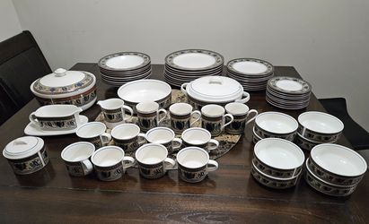 This is a large collection of Mikasa Intaglio "Arabella" (Pattern CAC01) stoneware dinnerwar