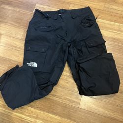 The North Face Mens XXL ski pants- Preowned. If listed it’s available 