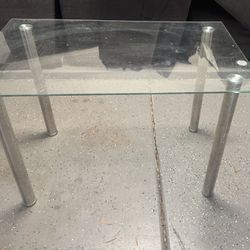 Small Glass Table w/Chairs 