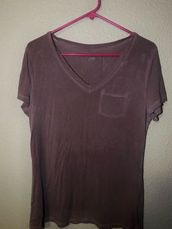 pinkish shirt