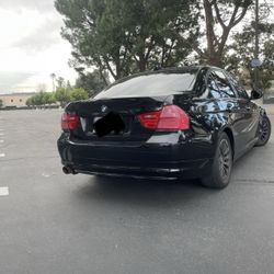 BMW 328i