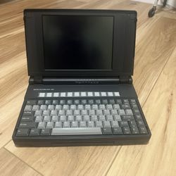 Vintage ZEOS Notebook 386