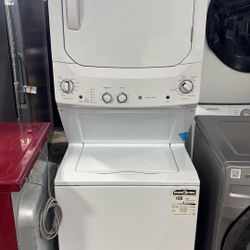 GE Laundry Center With Topload Washer Gas Dryer 