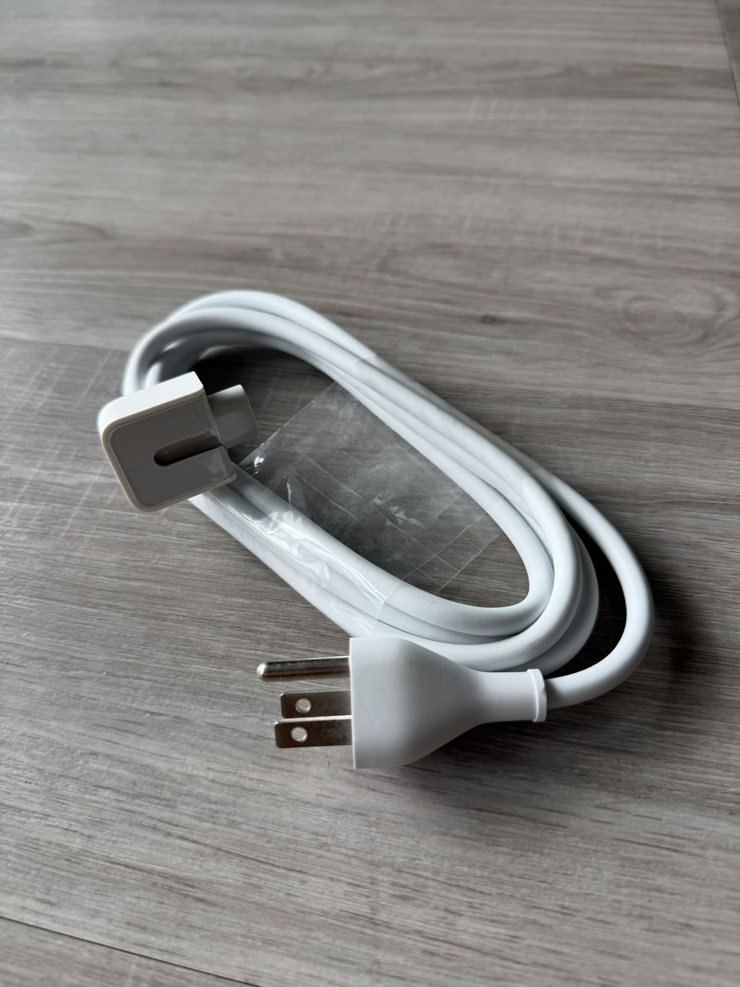 Apple/Volex APC7H Power Adapter Extension Cable