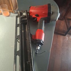 Milwaukee Nail Gun 