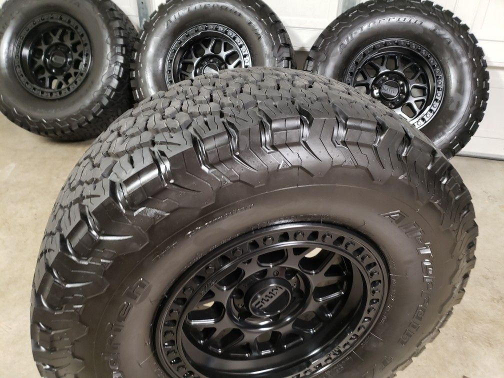 WHEELS AND TIRES SIZE 315 70 17 BOLT PATTERN 6X139.7 TOYOTA WHEELS ...