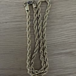 GLD Gold Chain 18 Inch 