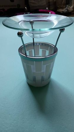 The White Barn Candle Fragrance Oil Warmer Brand new