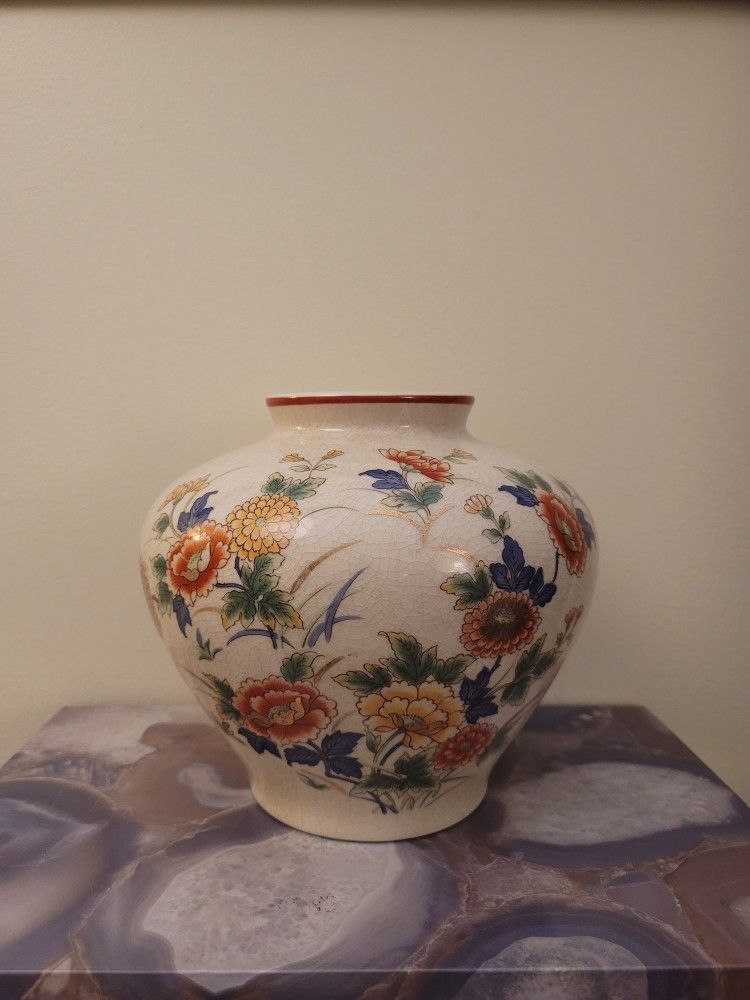 Vintage Vase πΊπΊ
